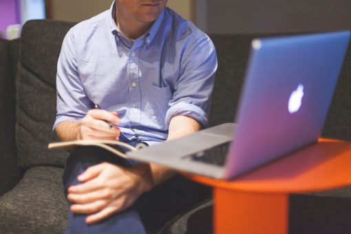 ¿Quieres un trabajo en el mundo de la tecnología?