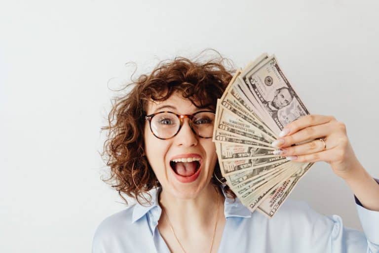 ejemplos de salario emocional